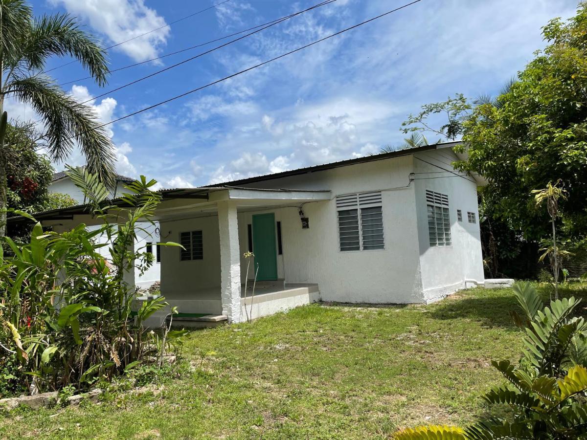 Cosy Little Home Near To The Town Pasir Puteh Extérieur photo