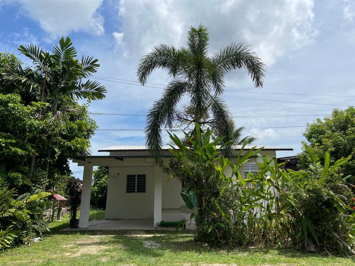 Cosy Little Home Near To The Town Pasir Puteh Extérieur photo